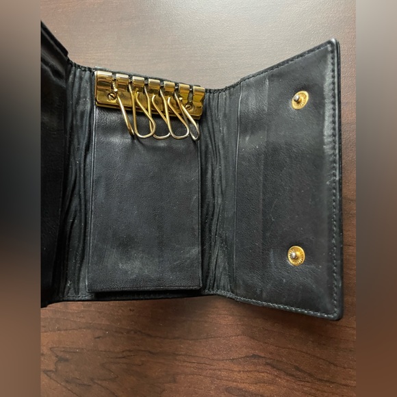 Chanel Cavier Key Pouch - Picture 6 of 10